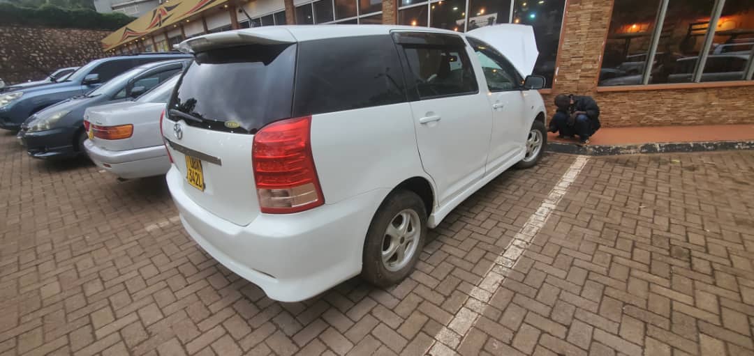 cars for hire in uganda 10